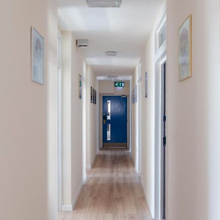 Crendon House Boutique Hotel High Wycombe Buckinghamshire Exterior photo